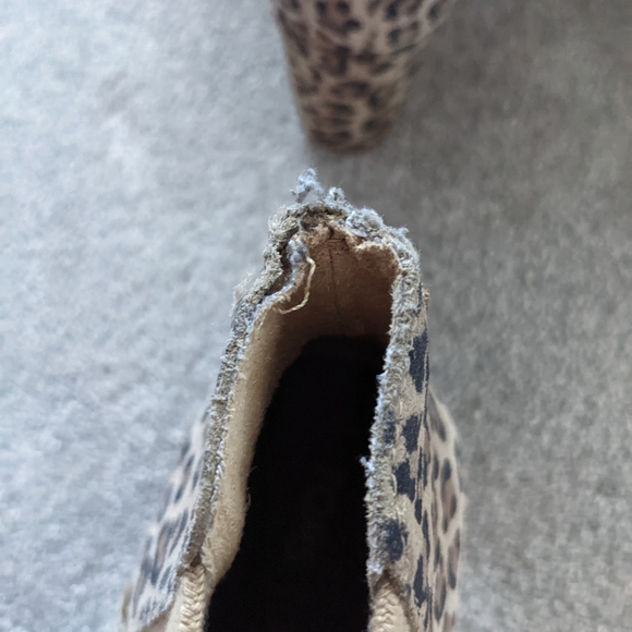 Tom’s leopard print Kelsey wedge bootie-Size 12 - Picture 4 of 5